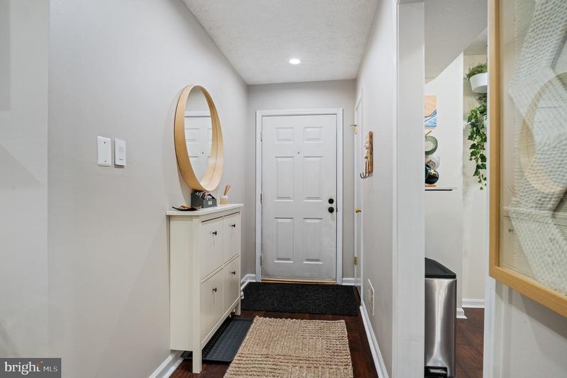 22 Windbrooke Cir #22, Gaithersburg, MD 20879