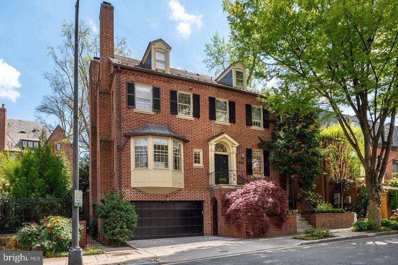 2468 Belmont Rd NW, Washington, DC 20008