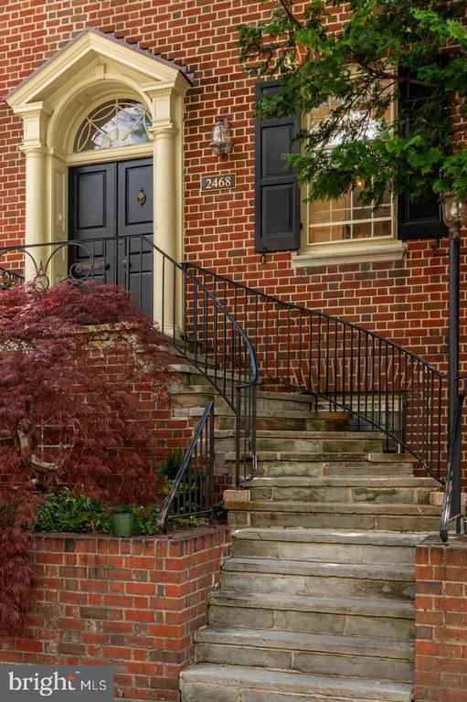 2468 Belmont Rd NW, Washington, DC 20008