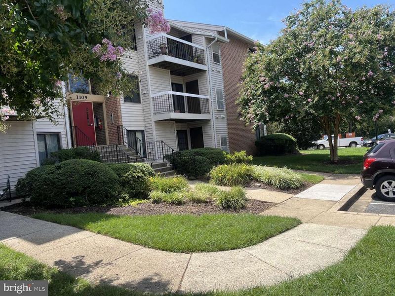 1109 Castle Harbour Way #2B, Glen Burnie, MD 21060