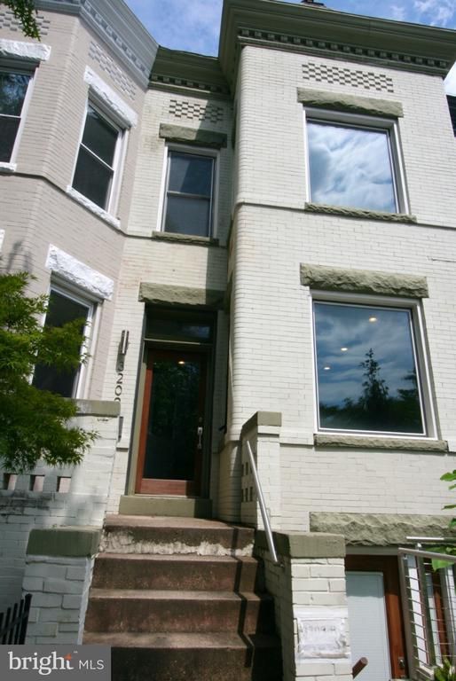 3209 NW 11th St NW #A, Washington, DC 20010