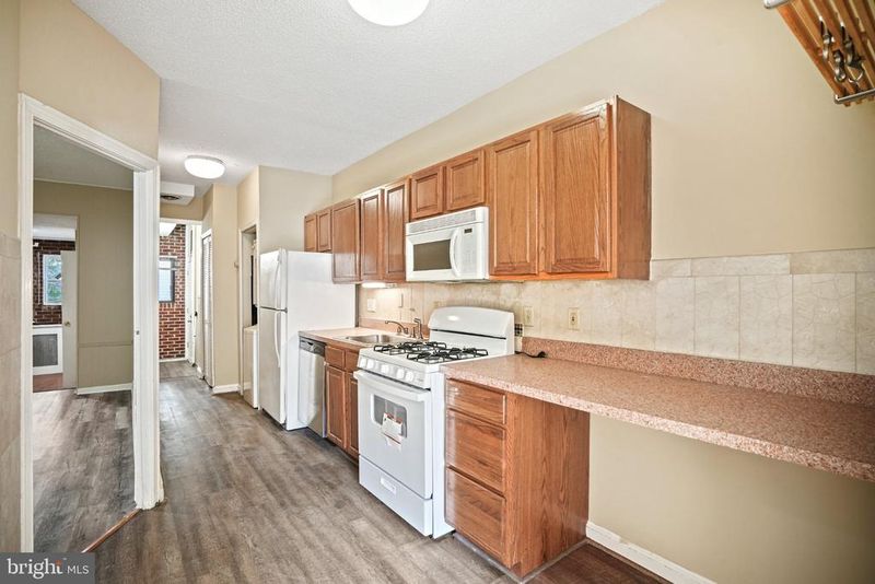 1904 Constitution Ave NE #3, Washington, DC 20002