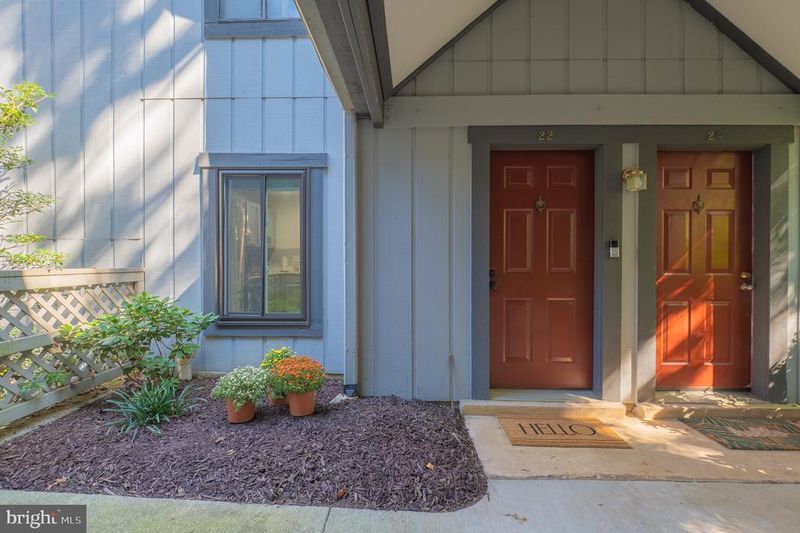 22 Windbrooke Cir #22, Gaithersburg, MD 20879