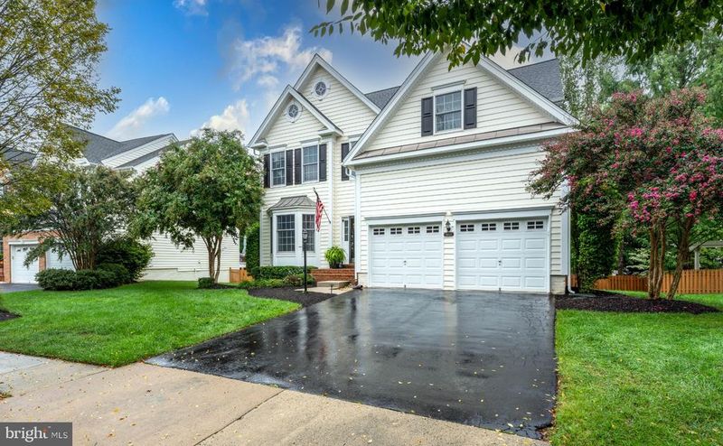 5833 Cranswick Ct, Haymarket, VA 20169