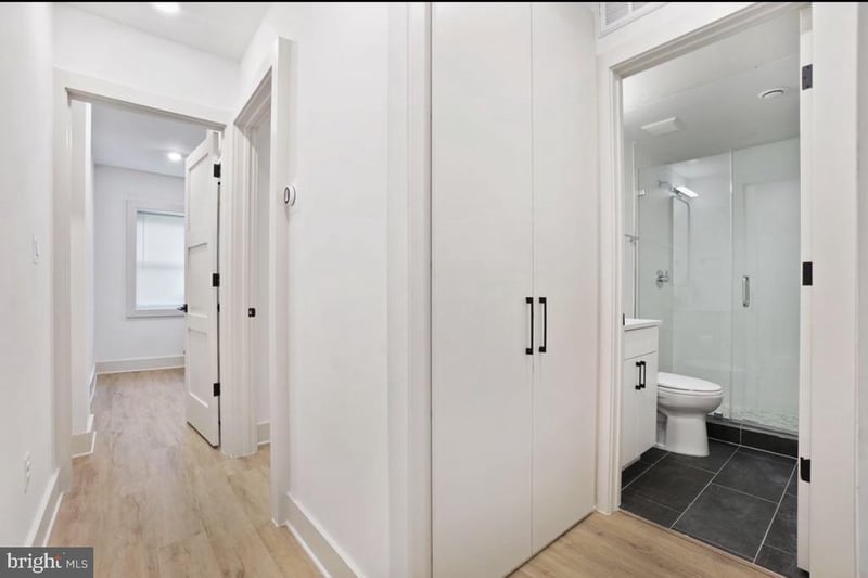 256 SE 15th St SE #1, Washington, DC 20003