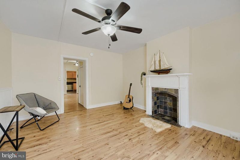 139 W South St W, Frederick, MD 21701