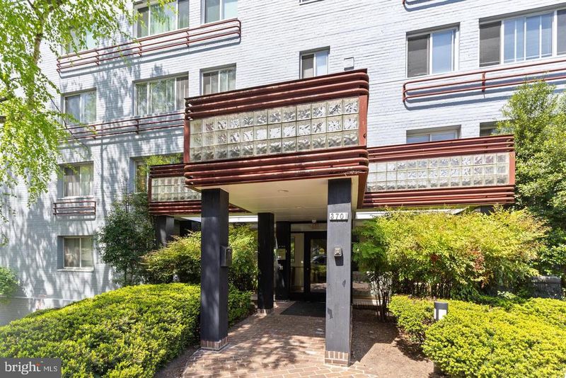 3701 5th St S #306, Arlington, VA 22204