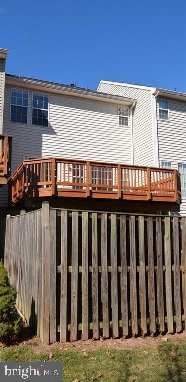 14243 Glade Spring Dr, Centreville, VA 20121