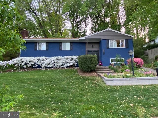 1219 Downs Dr, Silver Spring, MD 20904