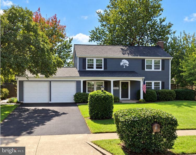 13217 Point Pleasant Dr, Fairfax, VA 22033