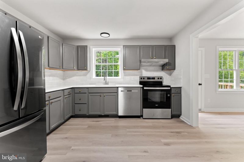 7 Payton Ct, Fredericksburg, VA 22405