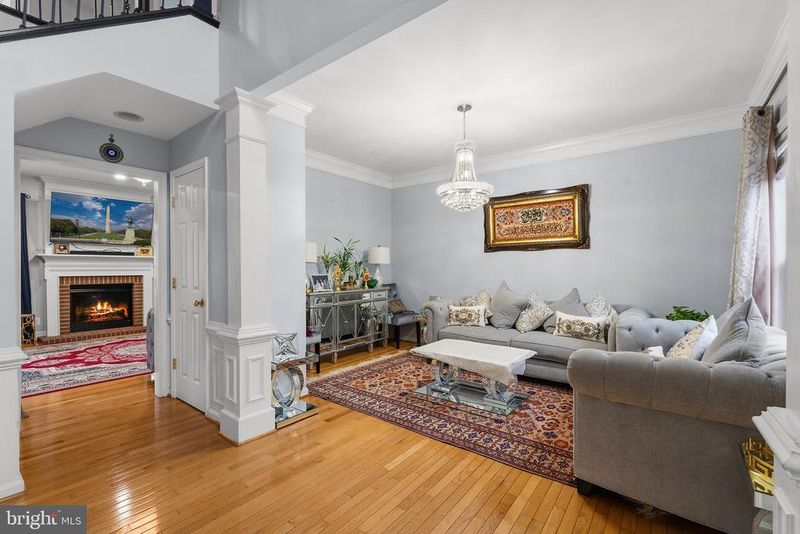 8991 Birch Bay Cir, Lorton, VA 22079