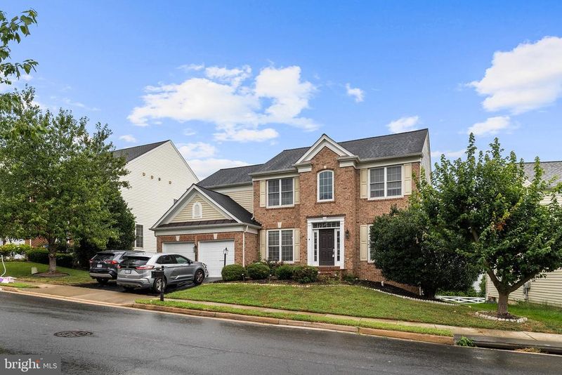 8991 Birch Bay Cir, Lorton, VA 22079