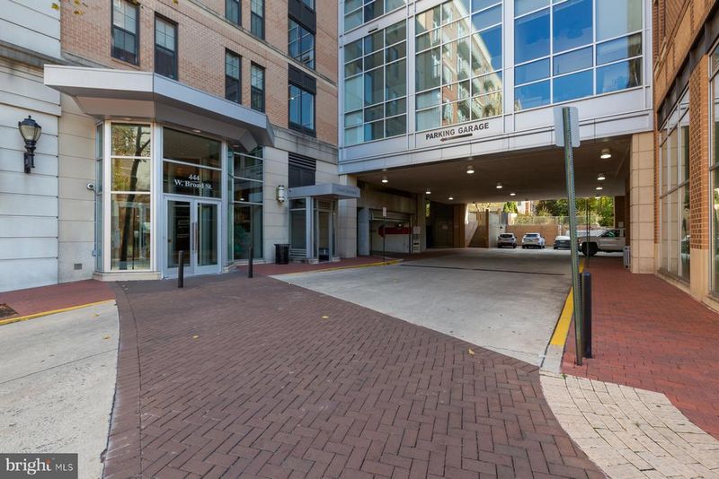 444 W Broad St #701, Falls Church, VA 22046