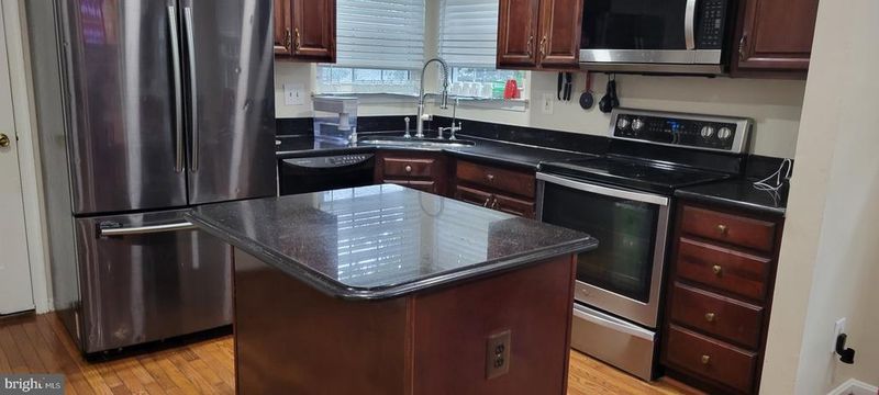 13503 Minion St, Woodbridge, VA 22192