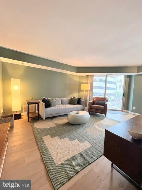 7500 Woodmont Ave #S907, Bethesda, MD 20814