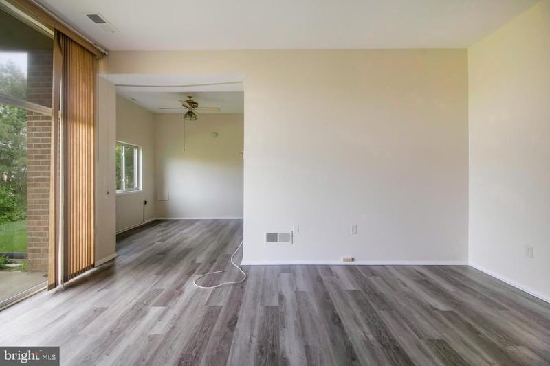 18730 Walkers Choice Rd #2, Montgomery Village, MD 20886
