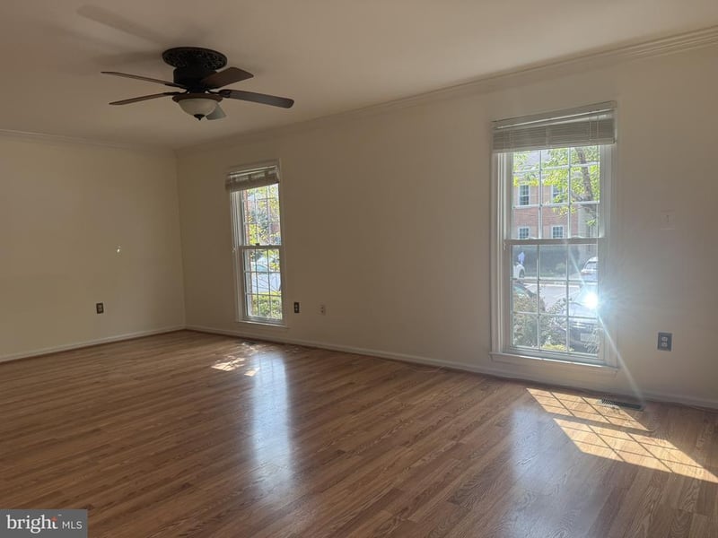 6269 Walkers Croft Way, Alexandria, VA 22315