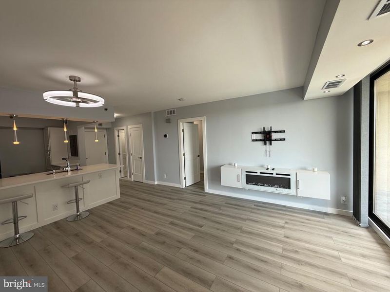 5505 Seminary Rd #917N, Falls Church, VA 22041