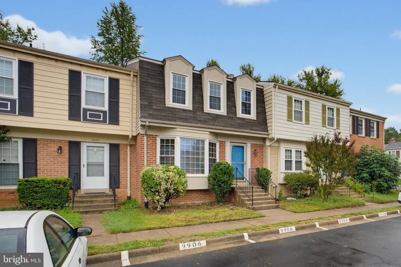 9904 Longford Ct, Vienna, VA 22181