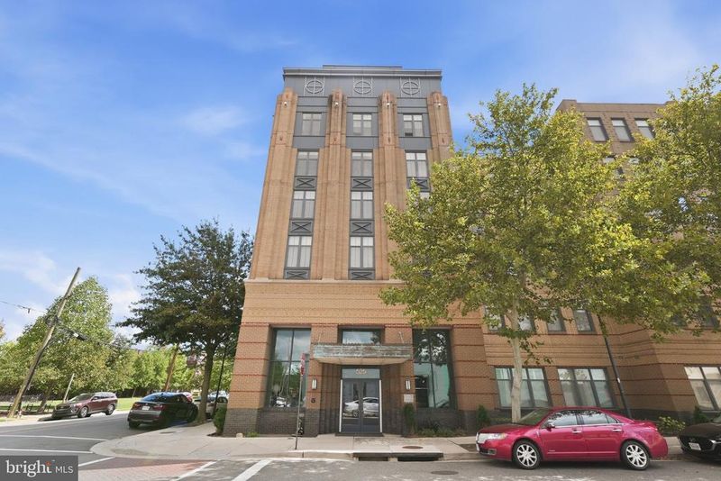 525 N Fayette St #309, Alexandria, VA 22314