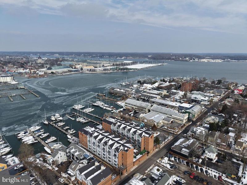 312 Severn Ave #W405, Annapolis, MD 21403