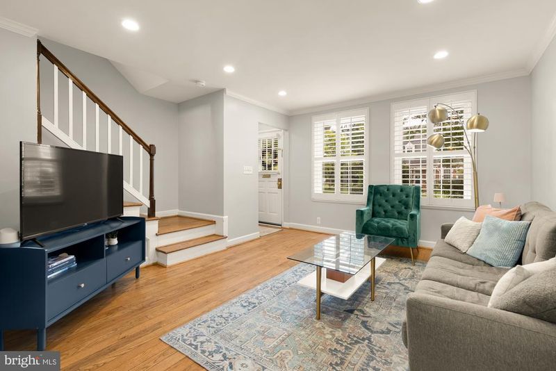 3475 S Wakefield St S, Arlington, VA 22206