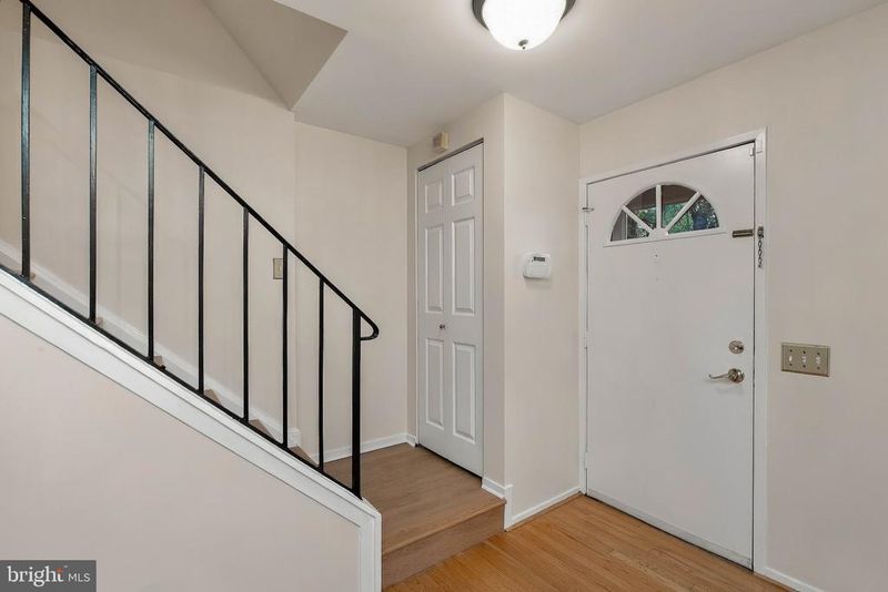 1327 Alderton Ln, Silver Spring, MD 20906