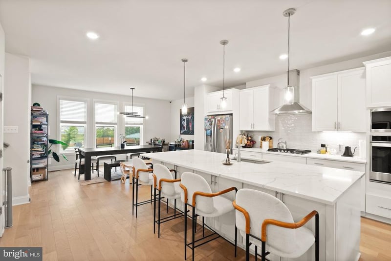 2615 Jetstream Rd, Herndon, VA 20171