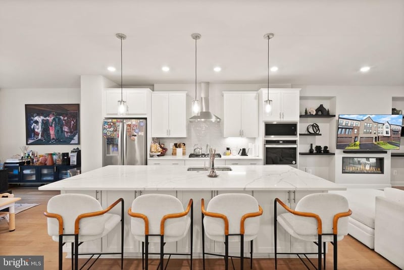 2615 Jetstream Rd, Herndon, VA 20171