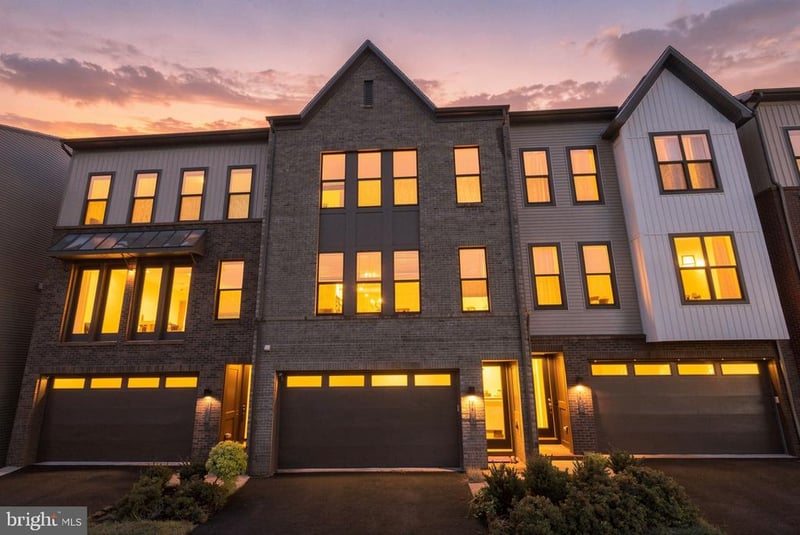 2615 Jetstream Rd, Herndon, VA 20171