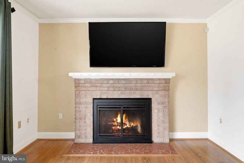 5905 Ridge View Dr, Alexandria, VA 22310