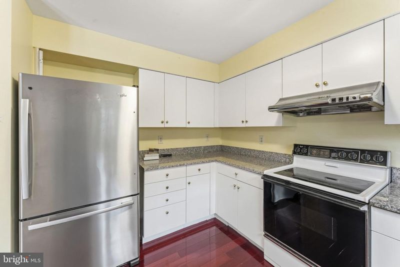 6107 Little Foxes Rn, Columbia, MD 21045