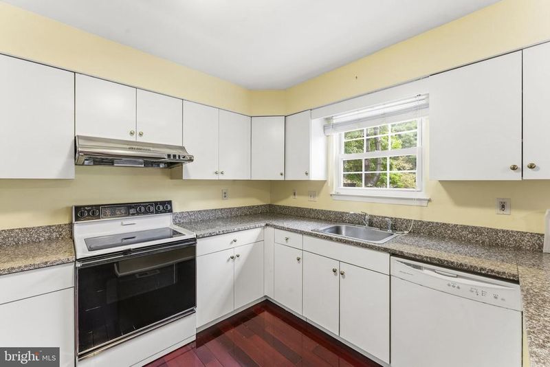 6107 Little Foxes Rn, Columbia, MD 21045