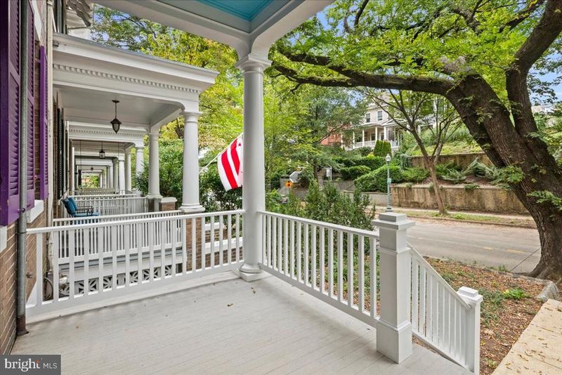 1850 Park Rd NW, Washington, DC 20010