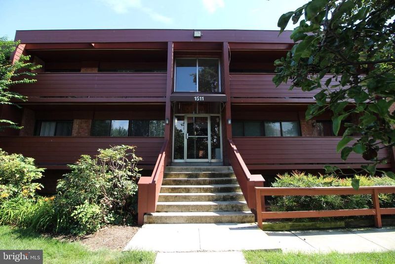 1511 S George Mason Dr #3, Arlington, VA 22204