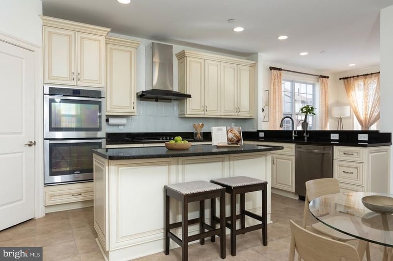 215 N Van Buren St, Rockville, MD 20850