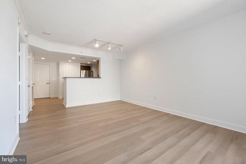 1205 N Garfield St #911, Arlington, VA 22201