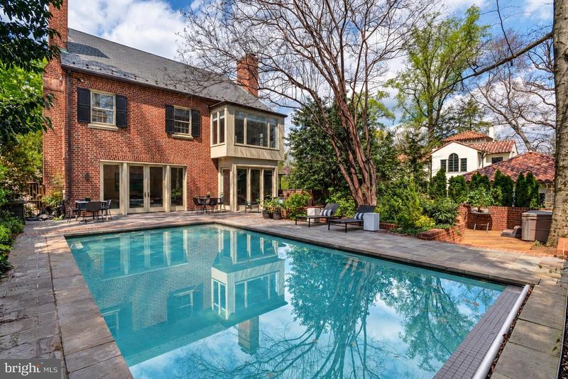 2468 Belmont Rd NW, Washington, DC 20008
