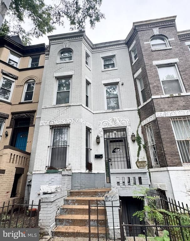 18 Rhode Island Ave NW, Washington, DC 20001