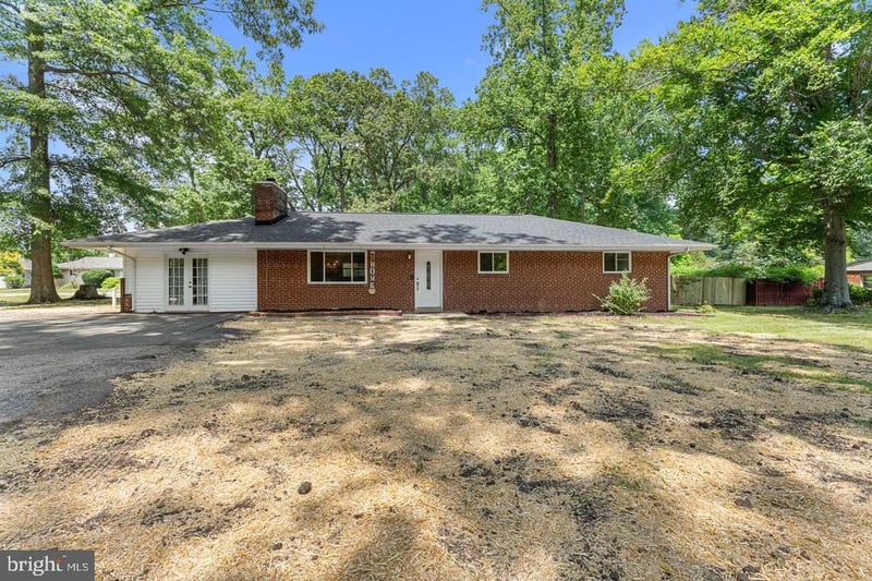 18301 Cabin Rd, Triangle, VA 22172