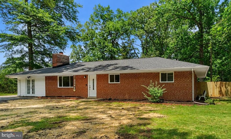 18301 Cabin Rd, Triangle, VA 22172