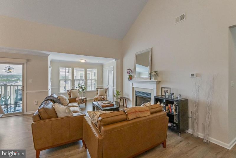 6521 Walcott Ln #402, Frederick, MD 21703