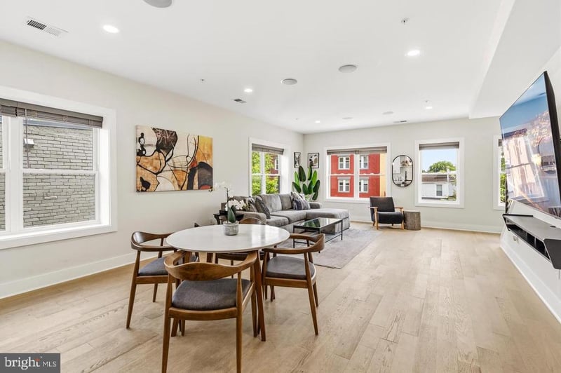 615 Irving St NW #2, Washington, DC 20010