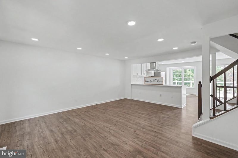 13803 Laura Ratcliff Ct, Centreville, VA 20121
