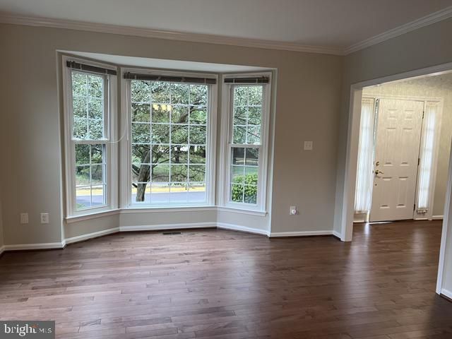 7001 Fieldhurst Ct, Alexandria, VA 22315