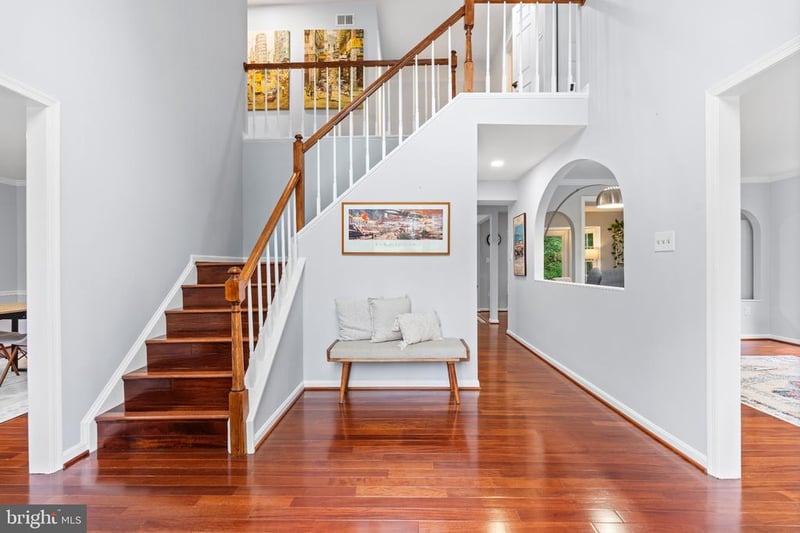 6832 Compton Hts, Clifton, VA 20124