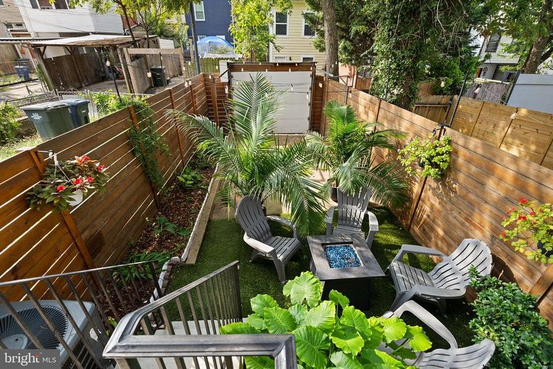 1711 Lang Pl NE, Washington, DC 20002