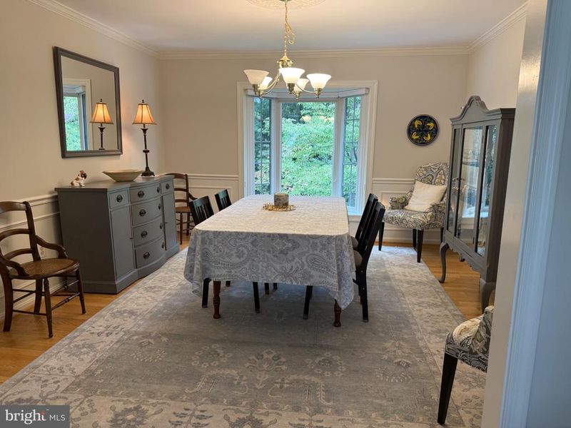 9552 Grande Oaks Ct, Vienna, VA 22181
