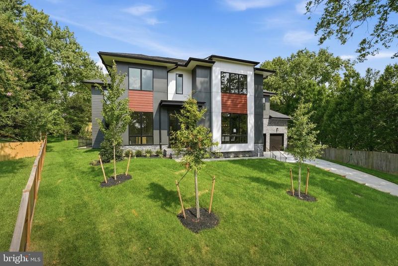 1905 Lamson Pl, Mclean, VA 22101